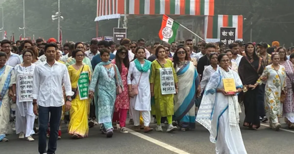 Mamata Marches with Constitution, BJP Counters With Rally in Bengal’s Street Showdown