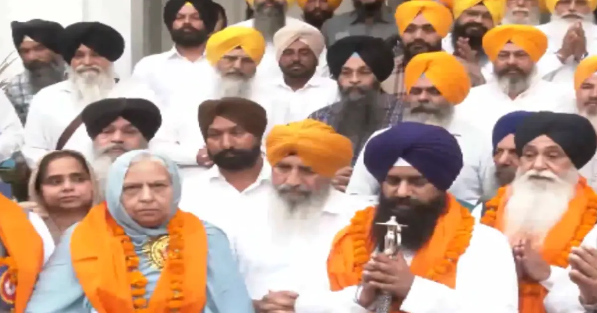 Pakistan Bars Hindu Devotees From Sikh Jatha; 14 Indians Sent Back at Wagah