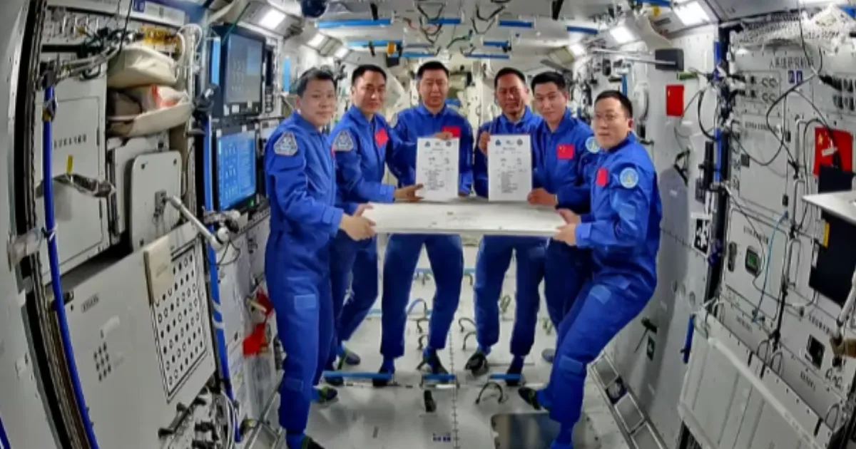 Chinese Astronauts’ Return Delayed after Suspected Space Debris Impact