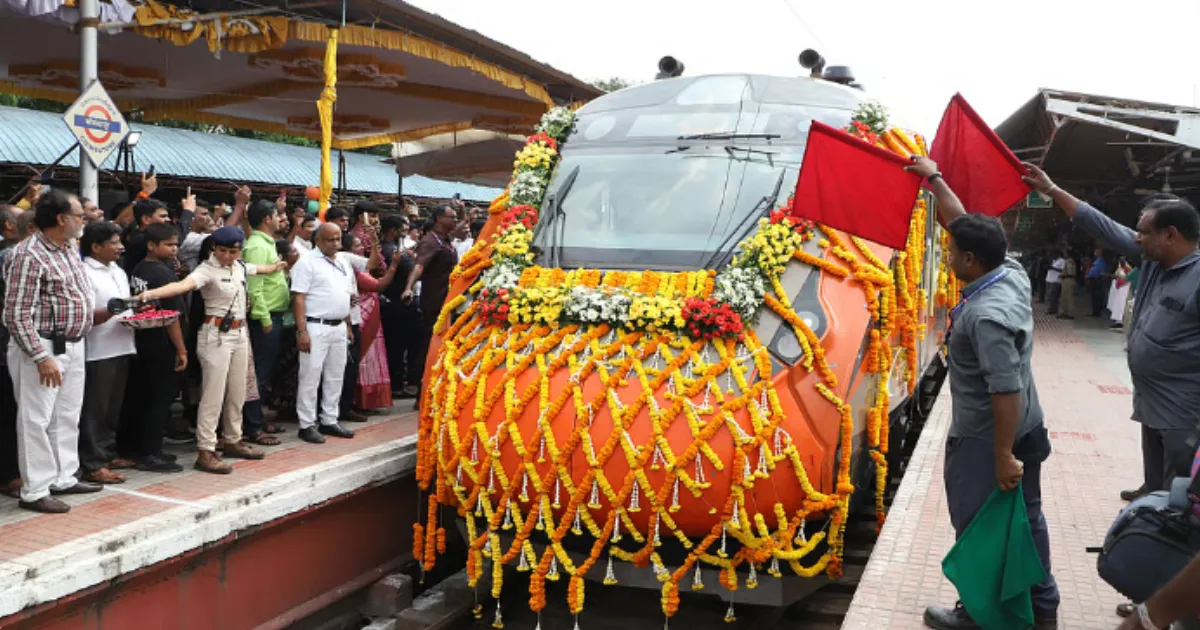 Ernakulam–Bengaluru Vande Bharat Inaugurated; Train to Run Six Days a Week Via Coimbatore