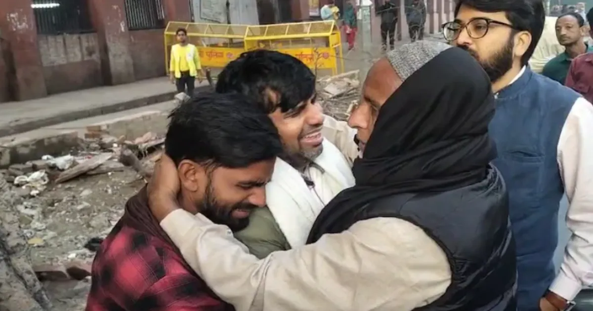 up-trader-killed-in-red-fort-blast-while-visiting-delhi