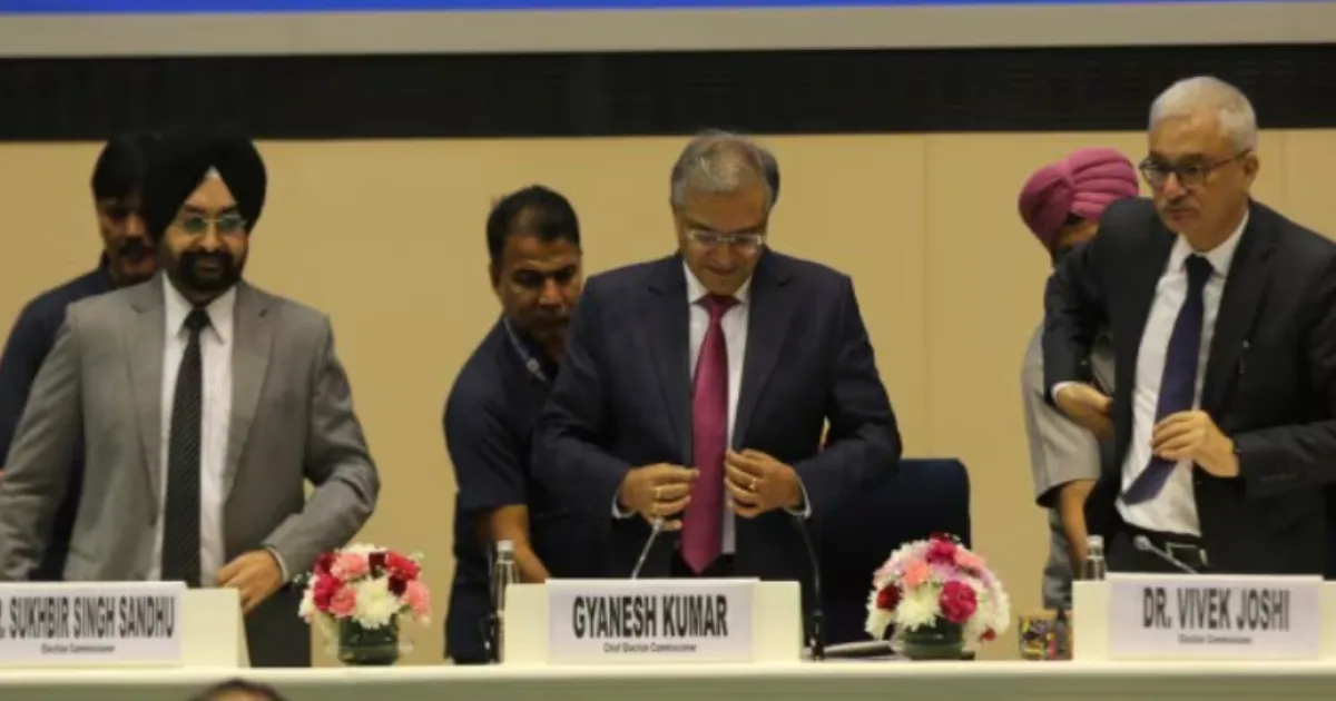 supreme-court-seeks-ec-reply-on-voter-roll-purge-allega