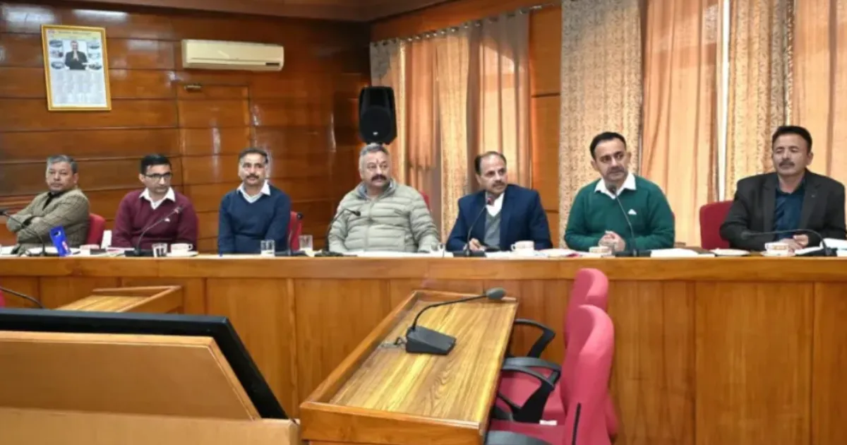 Himachal Pradesh Education Minister Thakur Orders Urgent Repairs for 1,411 Disaster-Hit Schools