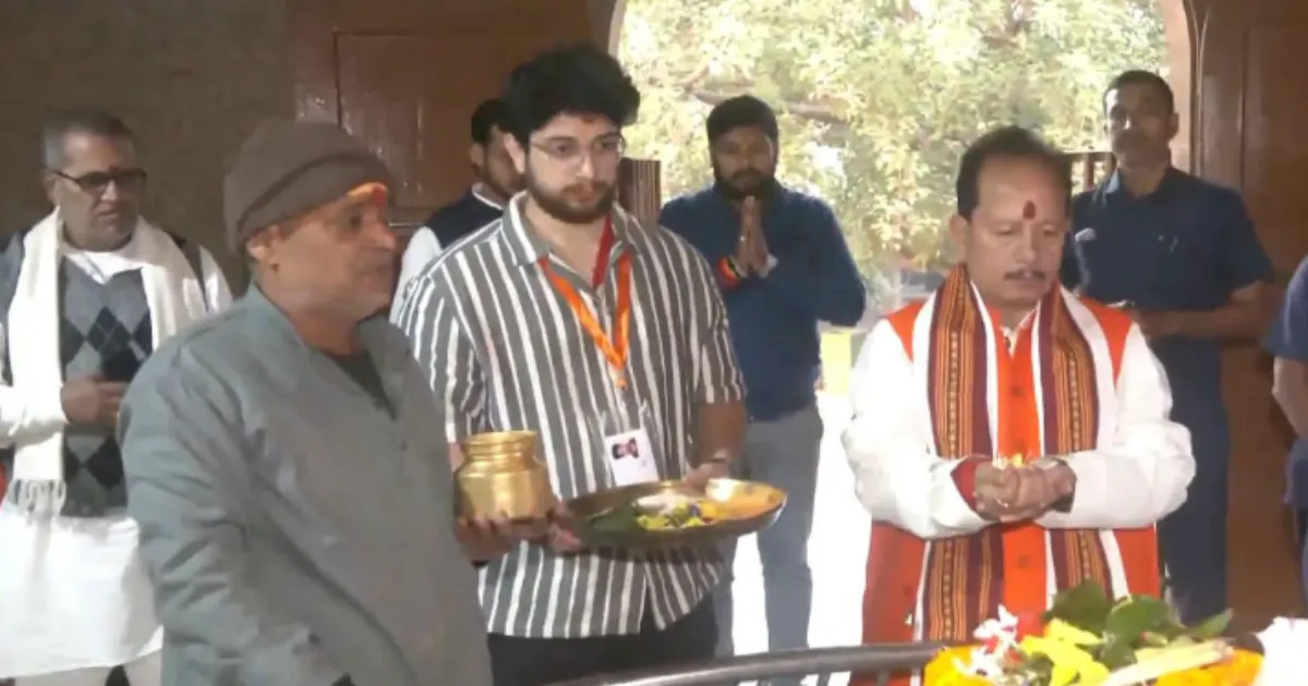 #BiharResults: Counting Day Begins with NDA Leaders Praying for Victory and Mandate