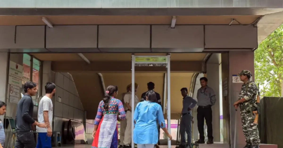 Delhi 10/11 Blast Update: DMRC Restores Full Operations at Lal Quila Metro 