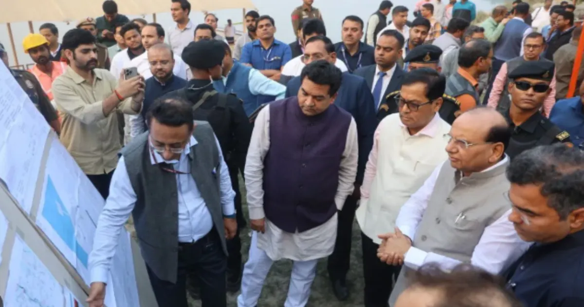 Union Minister Inspects Yamuna Cruise Project, Signals Final Execution Phase for Delhi Initiative