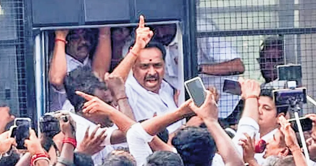  Temple Land Eviction Turns Violent: Suicide Attempts and Highway Blockade in Karur