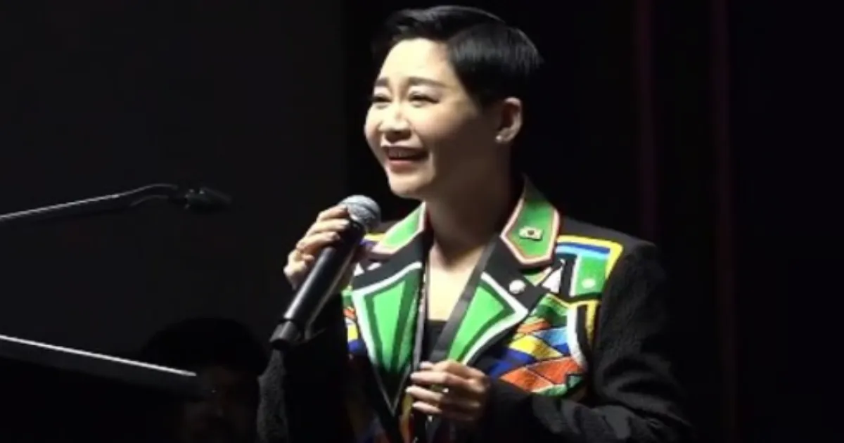 South Korean MP Sings Vande Mataram at WAVES Film Bazaar, Moves Goa Audience to Standing Ovation