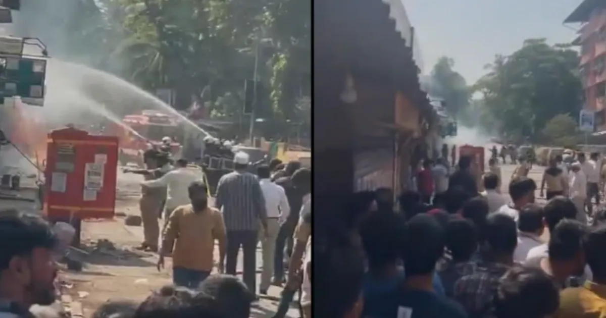 #JustIn: Massive Fire at Illegal Scrap Yard Under Byculla Bridge Engulfs Road in Thick Smoke