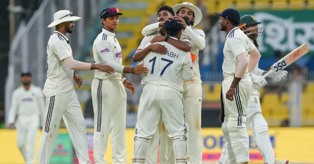India Seize Early Advantage As Kuldeep, Bumrah Break Through South Africa’s Resistance