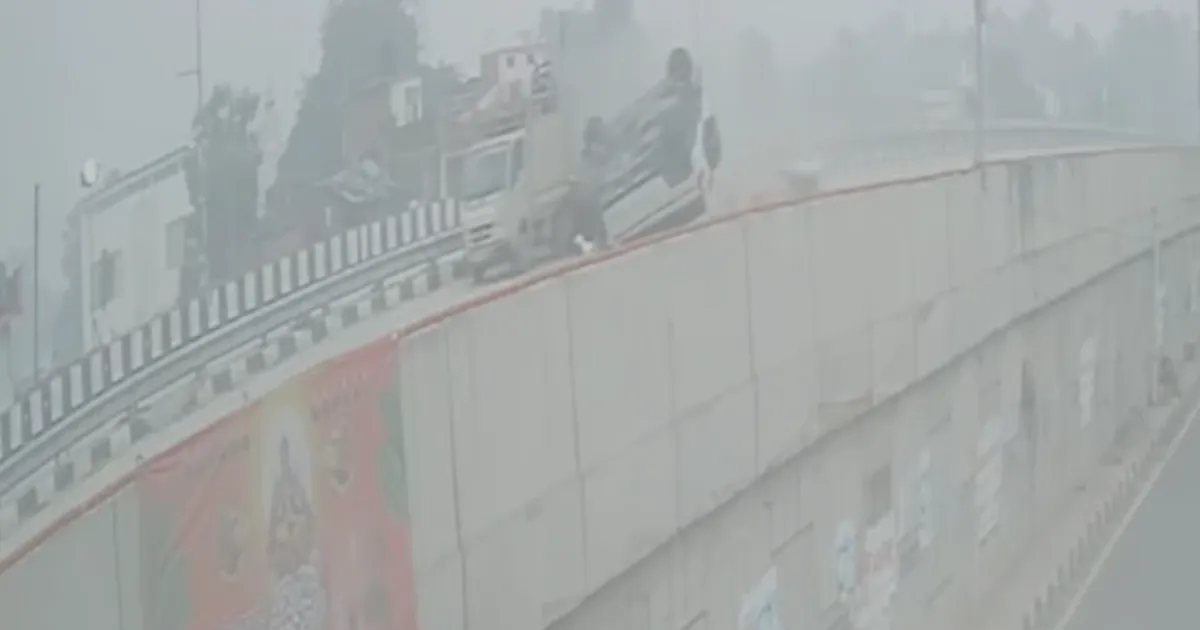 Bolero Crashes Into Truck, Miraculously Lands Upright In Six-Second Chaos