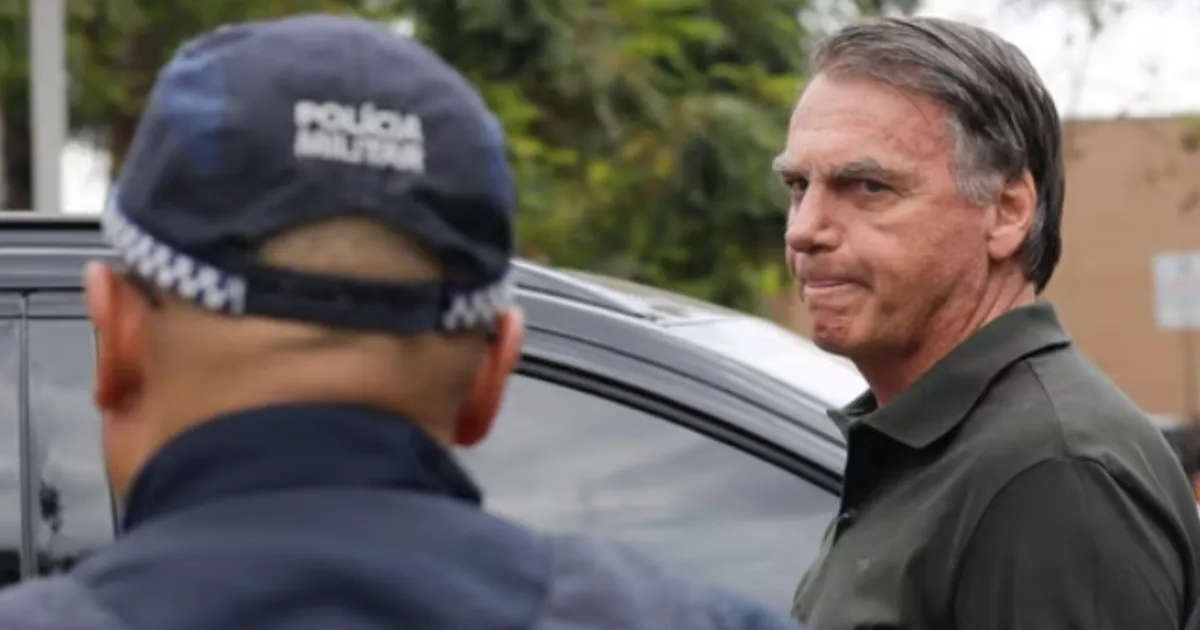 Brazil’s Ex-Leader Arrested in Pre-Dawn Raid as Nation Prepares to Enforce 27-Year Term