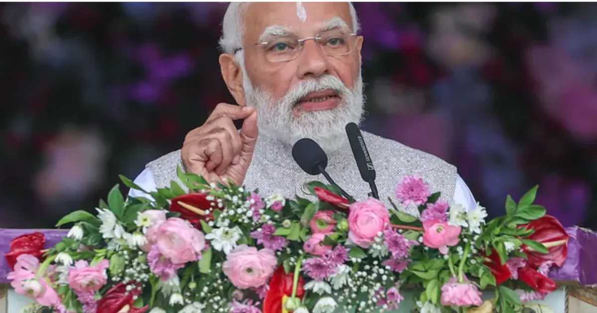 PM Modi Stresses Fulfilling Constitutional Duties, Honouring First-Time Voters