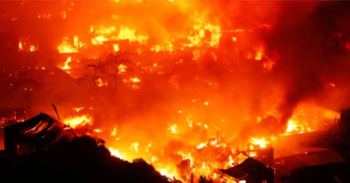 Massive Fire Devastates Bangladesh’s Korail Slum, 1,500 Homes Destroyed