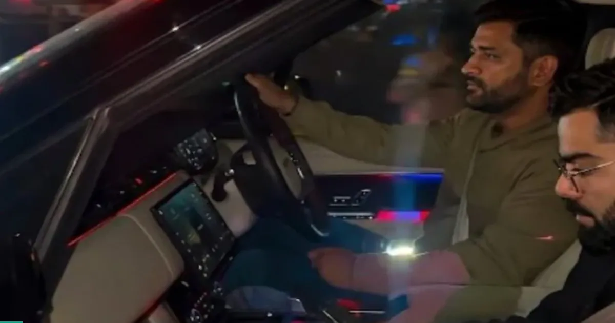 dhoni-drives-kohli-through-ranchi-streets-during-heartw