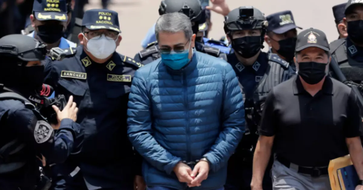 Trump Announces Intent to Pardon Juan Orlando Hernandez, Convicted in Massive Cocaine Trafficking Case