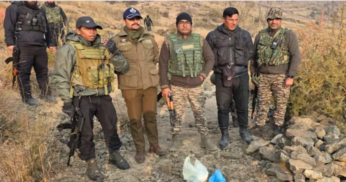 #BreakingNews: JeM Terrorist’s Aide Arrested in Tral; Security Forces Bust Underground Hideout