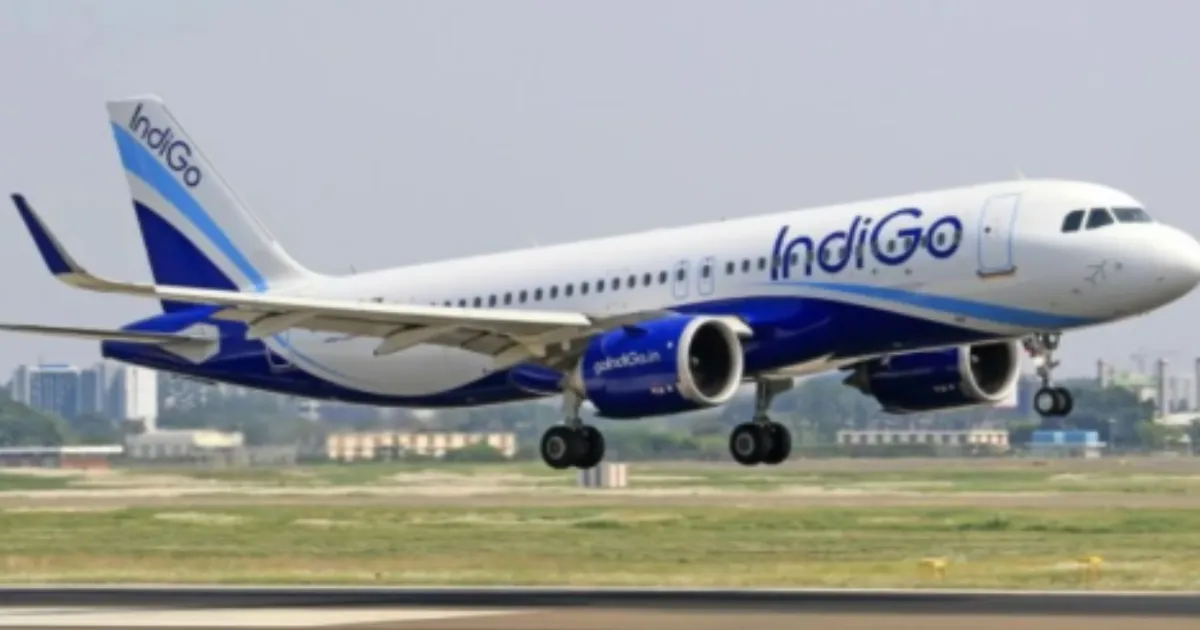 #JustIn: Hyderabad-Bound IndiGo Flight From Kuwait Diverted to Mumbai After Bomb Threat Email