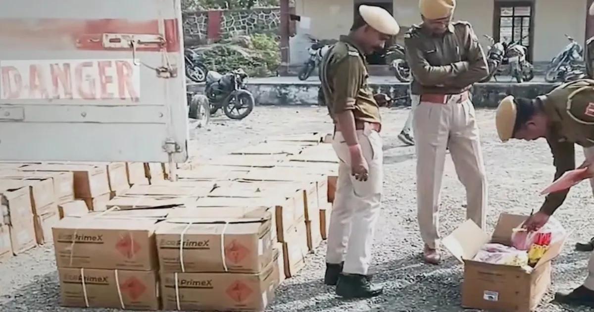 #BreakingNews: Rajasthan Police Seize Truck Carrying Military-Grade Gelatin Sticks; 2 Arrested