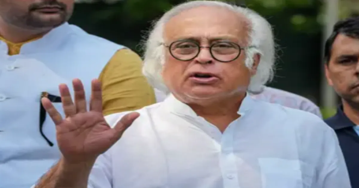 ‘Huglomacy in Deep Freeze’: Congress Criticises PM Modi After Trump’s Ceasefire Claim