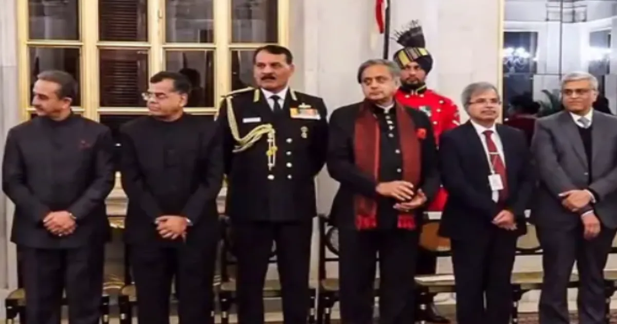 Shashi Tharoor Attends Putin’s State Dinner While Rahul Gandhi and Kharge Snubbed 