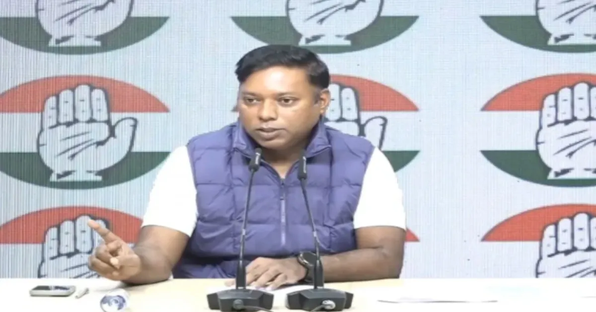 congress-blames-modi-government-for-indigo-flight-meltdown