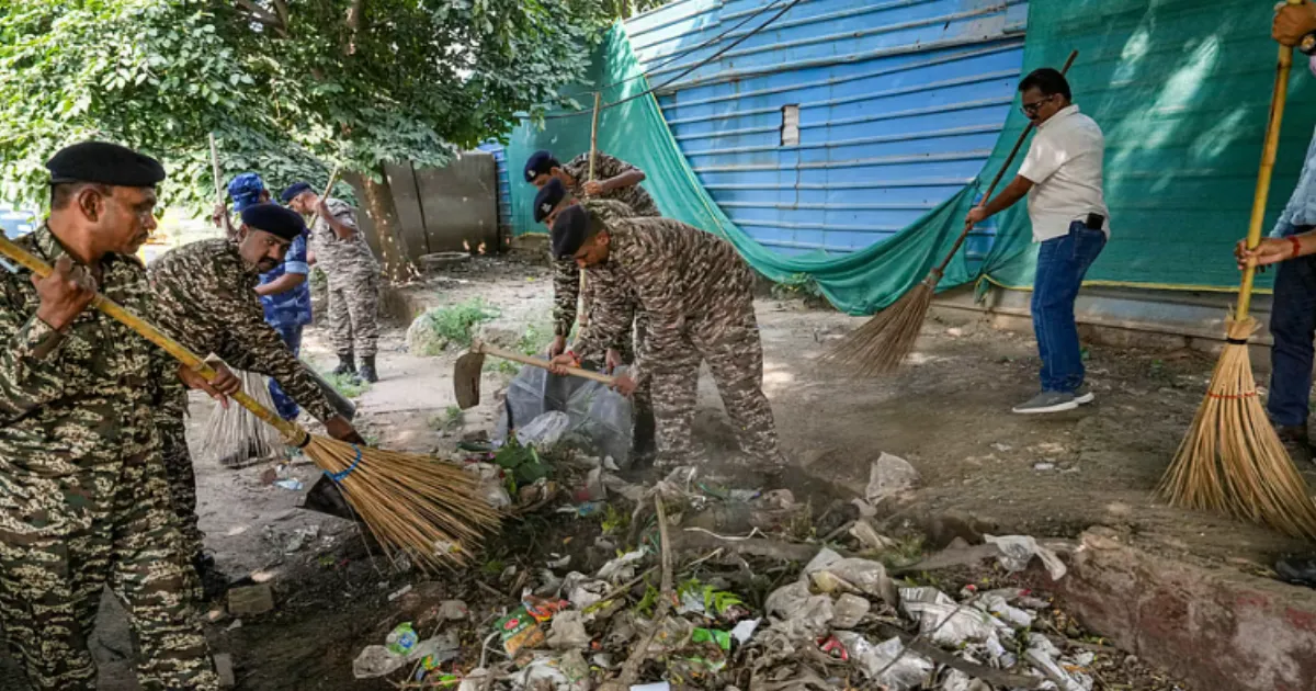 Delhi Government Reviews On-Ground Sanitation Efforts During City-Wide Cleanliness Drive