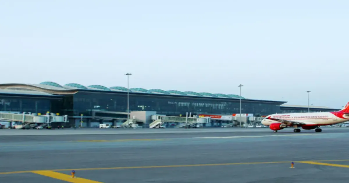 #JUSTIN: Hyderabad RGIA on Edge Again After Fresh Bomb Threats to Three Flights