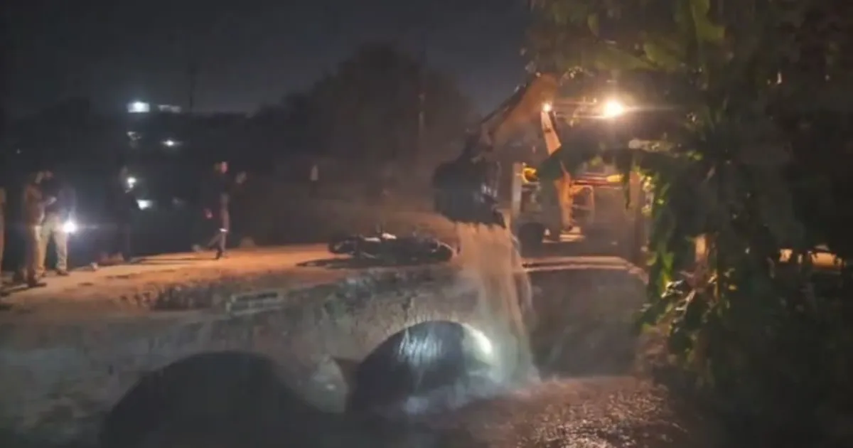 Three Cousins Die After Bike Plunges into Water-Filled Drain in Uttar Pradesh