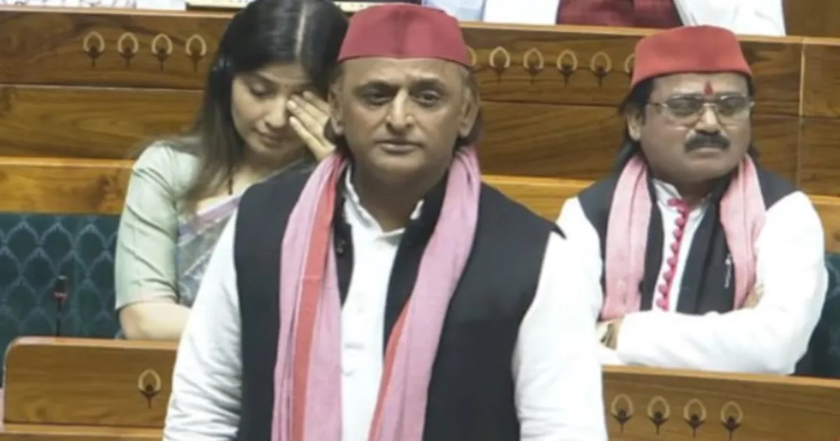 “Take a Good Look at Him”: Akhilesh Yadav References Ayodhya Defeat in Lok Sabha