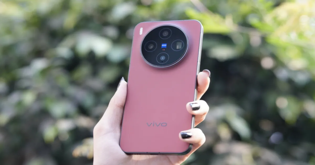 Vivo X300 Series Offers Premium Build, ZEISS Cameras and Dimensity Chipset Performance