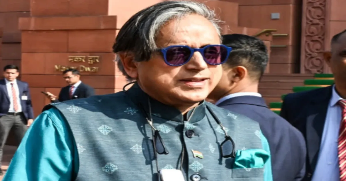 ‘Never Invited, Never Accepted’: Shashi Tharoor Refutes Organisers for Announcing Him as Savarkar Awardee