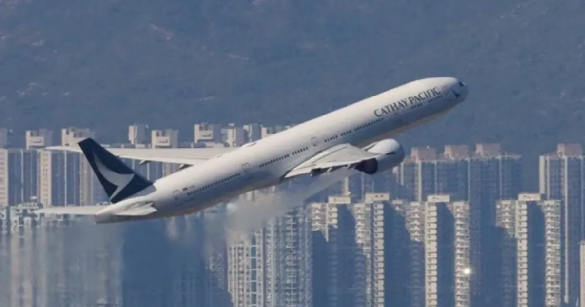 Cathay Pacific Flight CX811 Lands Safely After Passenger Attempts Mid-Air Door Breach