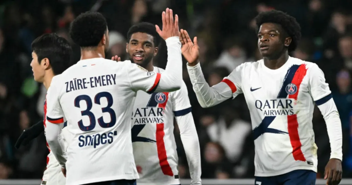 Ndjantou Scores, Mbaye Assists Twice as PSG Triumph 3-2 Over Metz to Top Ligue 1