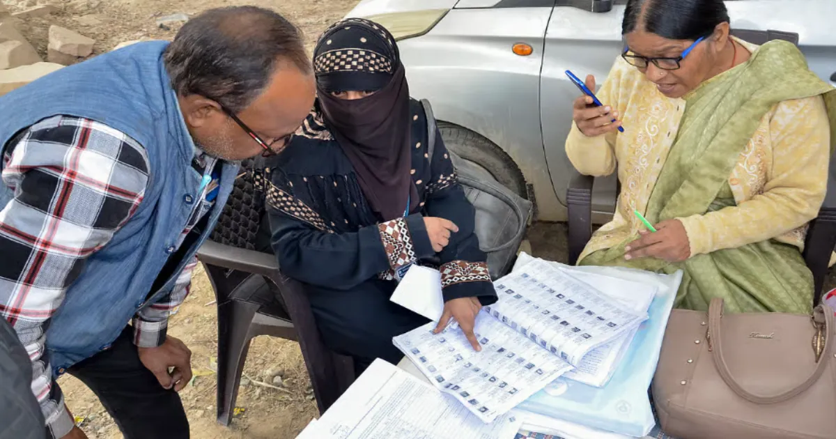 West Bengal Voters Can Still Fix Missing Names in SIR Draft Electoral Roll