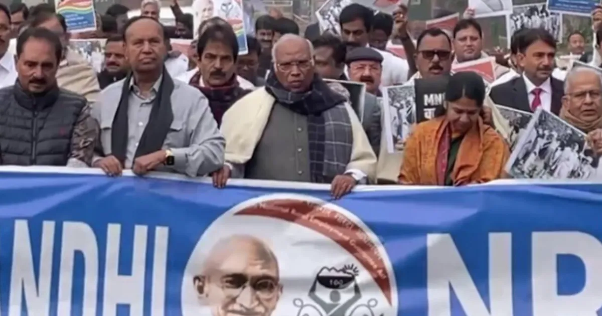 Opposition MPs Protest VB-G RAM G Bill, Demand Retention of Gandhi’s Legacy