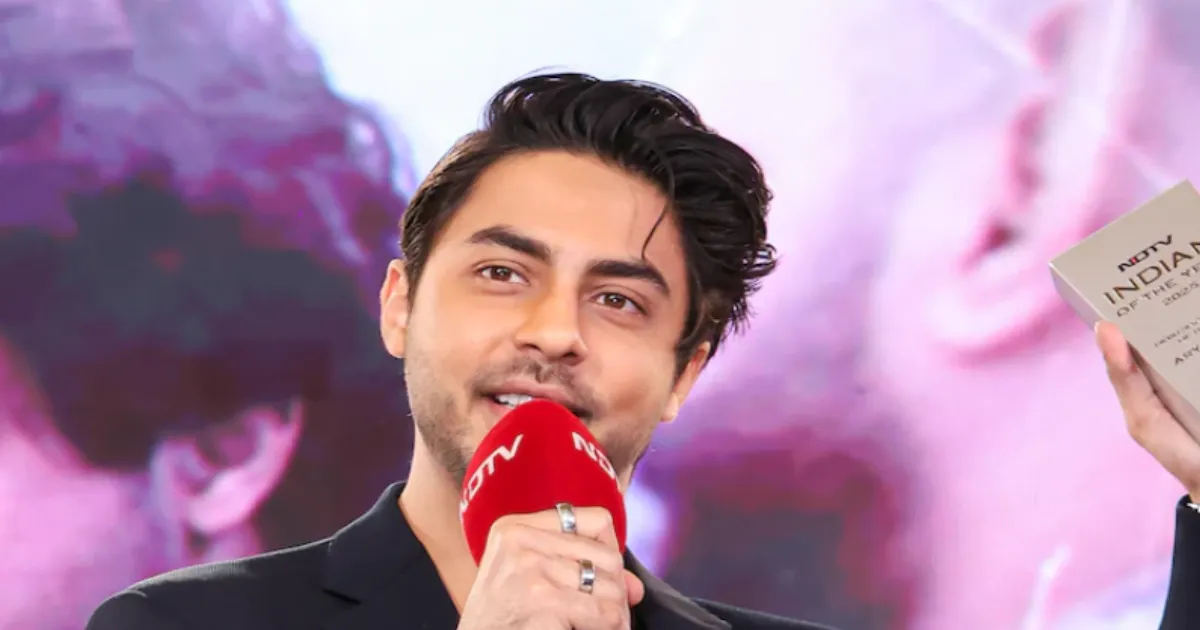 Aryan Khan Wins Best Debutant Director at NDTV Awards, Dedicates Award to Gauri Khan