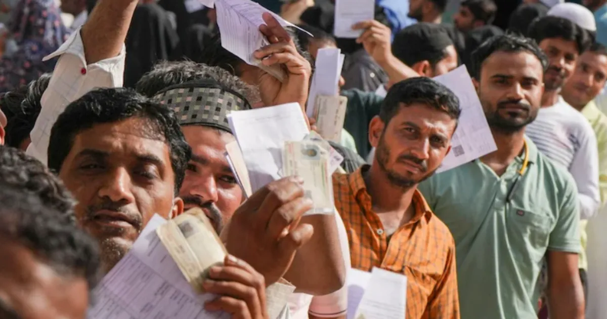 Study Claims 70% of Illegal Migrants in Mumbai Possess Voter IDs