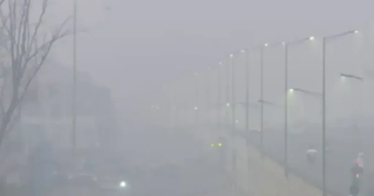 Thick Smog Returns to Delhi, Leaving Residents Struggling to Breathe