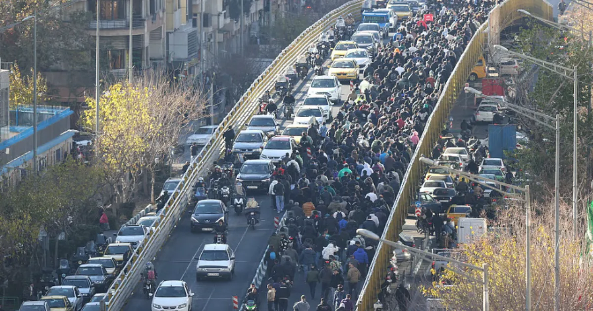 Iranian President Orders Talks With Striking Shopkeepers Amid Economic Crisis