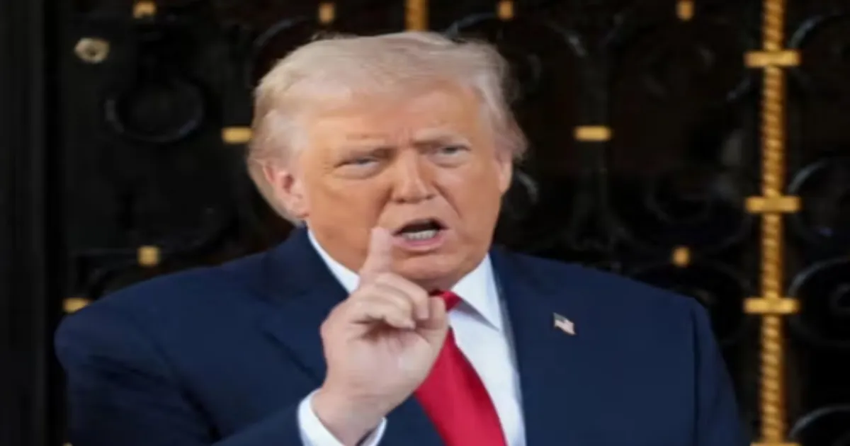 US President Threatens Intervention if Iranian Protesters Are Killed