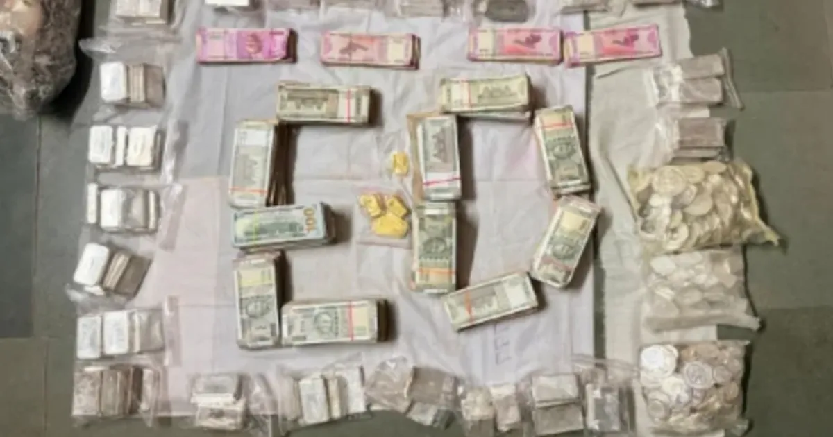 ED Cracks Down on Gujarat Stock Scam, Seizes Assets Worth ₹4 Crore+