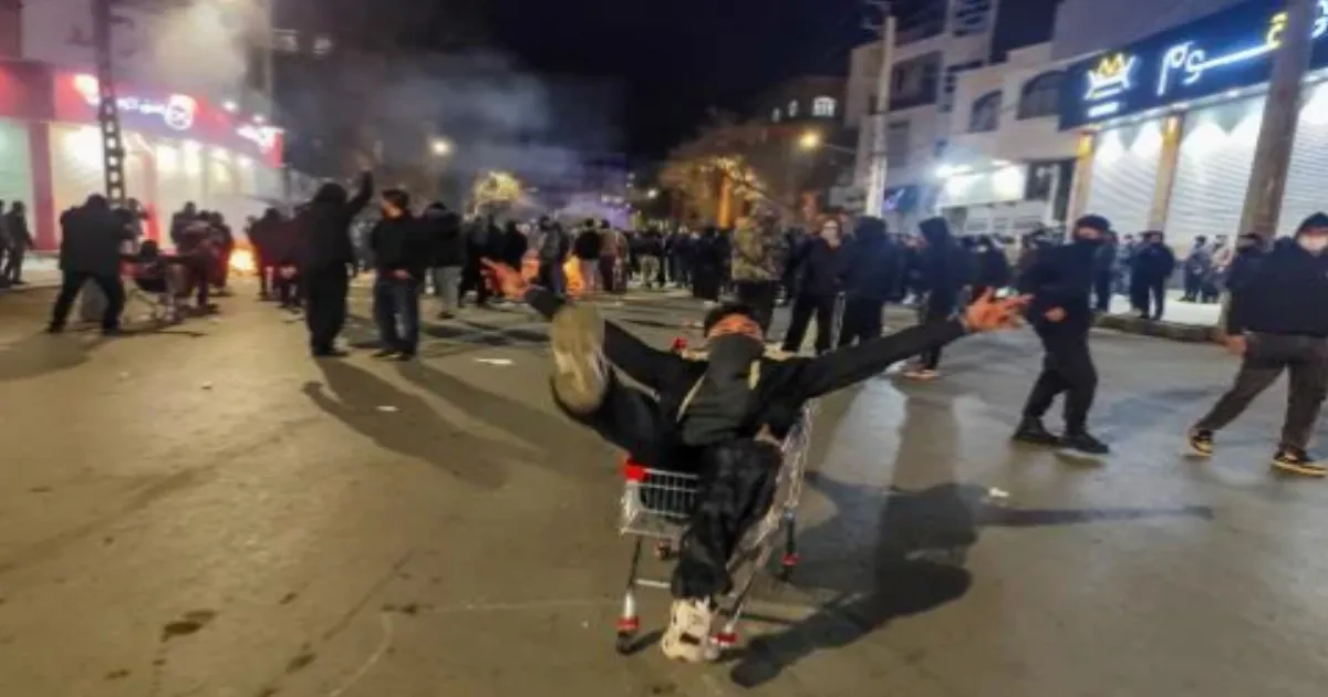 Iran’s Anti-Government Demonstrations Intensify Amid Total Internet Blackout