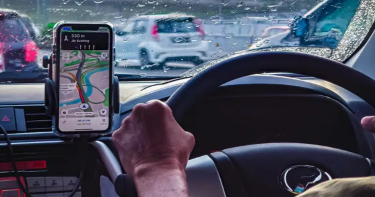 The rant of a driver: ₹4,000 A Day On Bengaluru Roads, But Money Slips Through The Gears