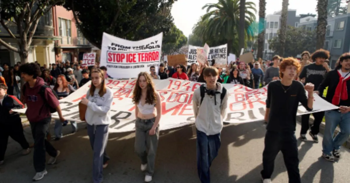 Minneapolis Protests Escalate as Thousands Condemn Trump's Mass Deportation Drive