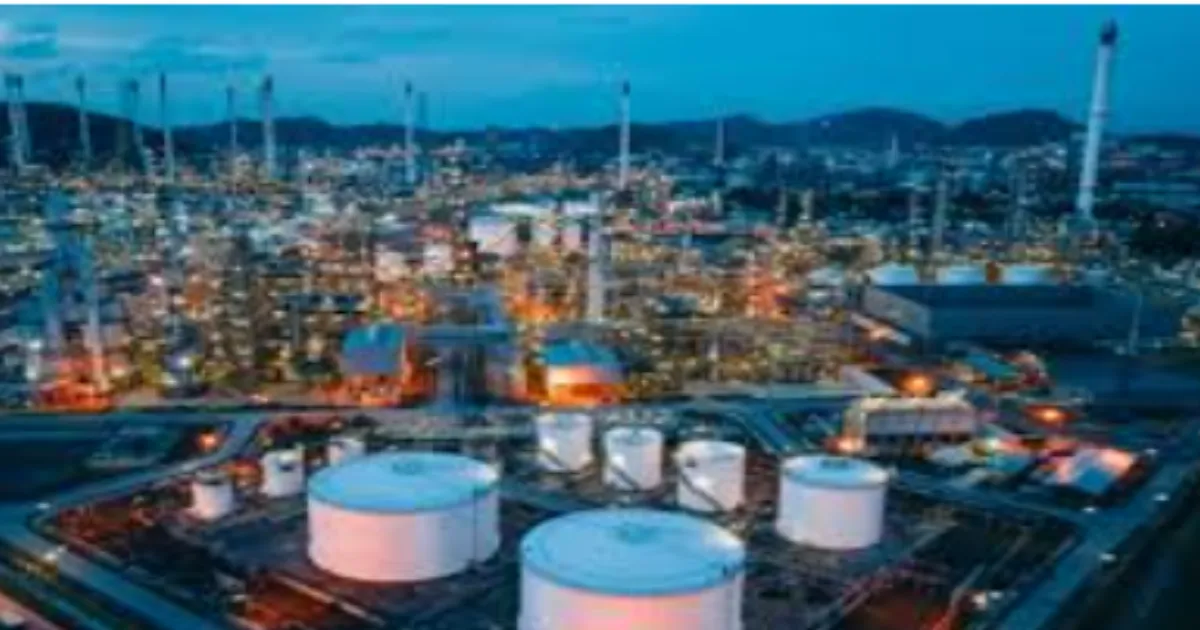 Crude Prices Climb After US Downs Iranian Drone Near Carrier