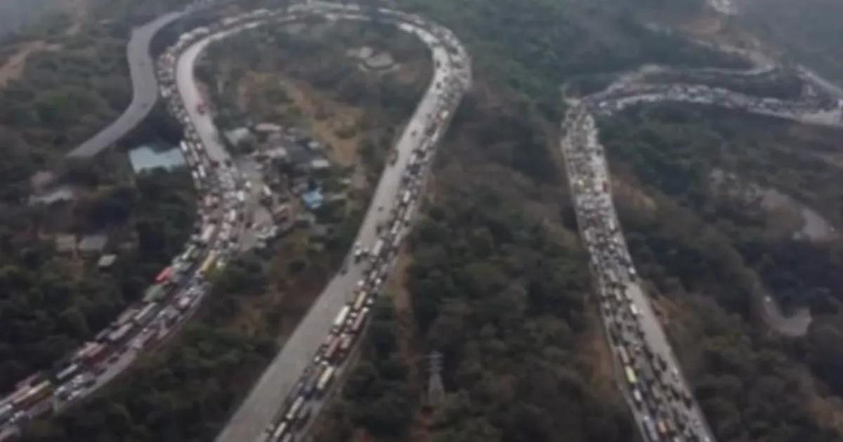 Drone Footage Shows Full Scale of 31-Hour Mumbai-Pune Expressway Traffic Chaos