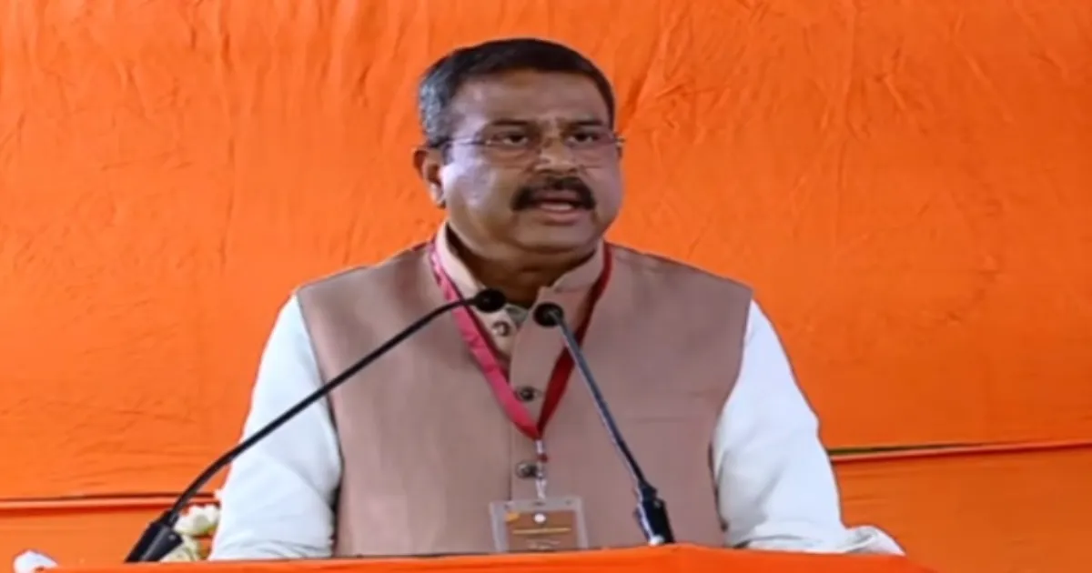 West Bengal Para Teachers Get ₹10,000-₹13,000 Honorarium, Seek Hike in Letter to Pradhan