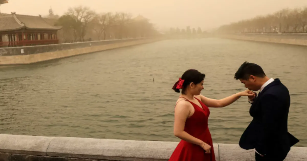 Fall in Love, Not Books: Chinese University's Spring Break Directive Stuns Students