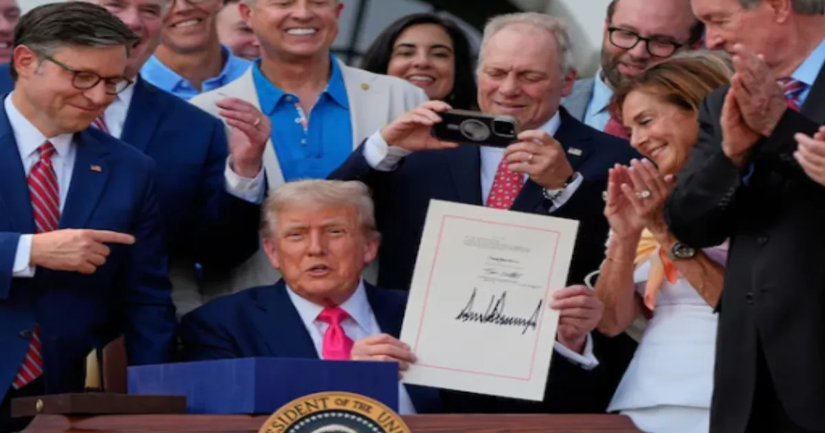 Trump's Signature to Appear on US Currency, Ending 165-Year Tradition For The First Time